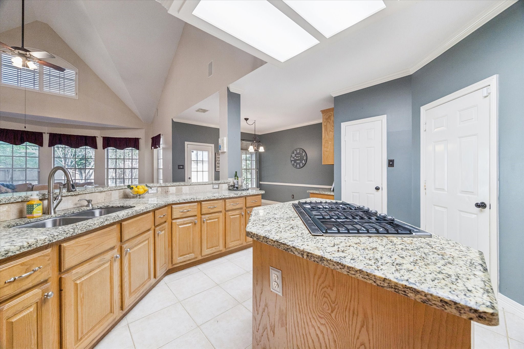 5903 Riverchase Trail Houston, TX 77345 - Photo 12 of 39