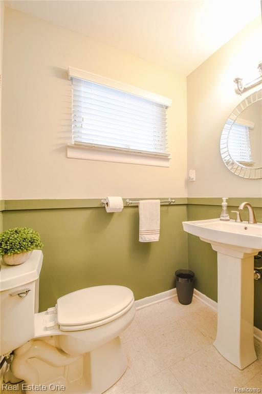 736 Ludlow Avenue Rochester, MI 48307 - Photo 25 of 42