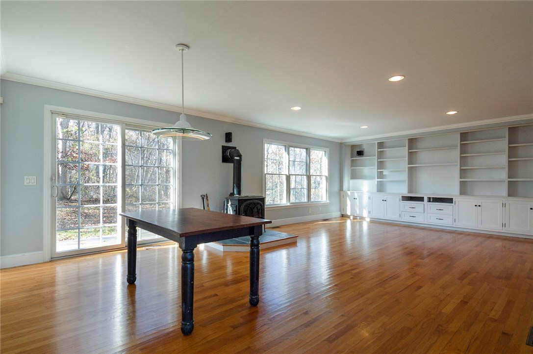 13 Links Passage Westerly, RI 02891 - Photo 11 of 24