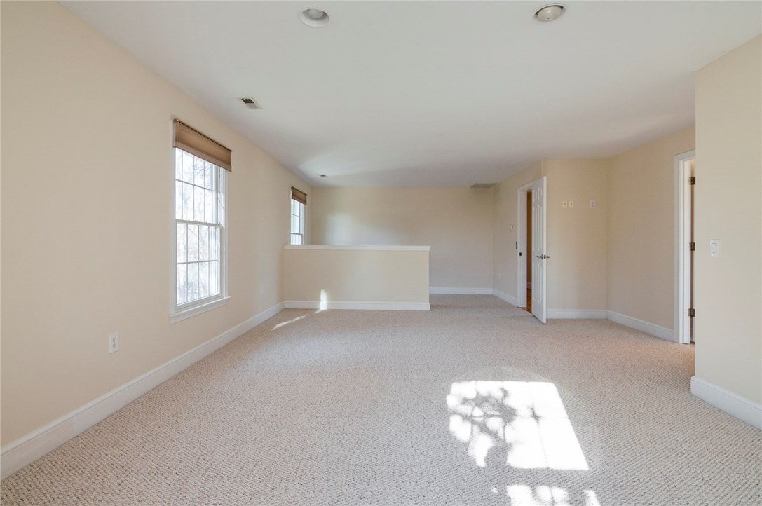 13 Links Passage Westerly, RI 02891 - Photo 16 of 24