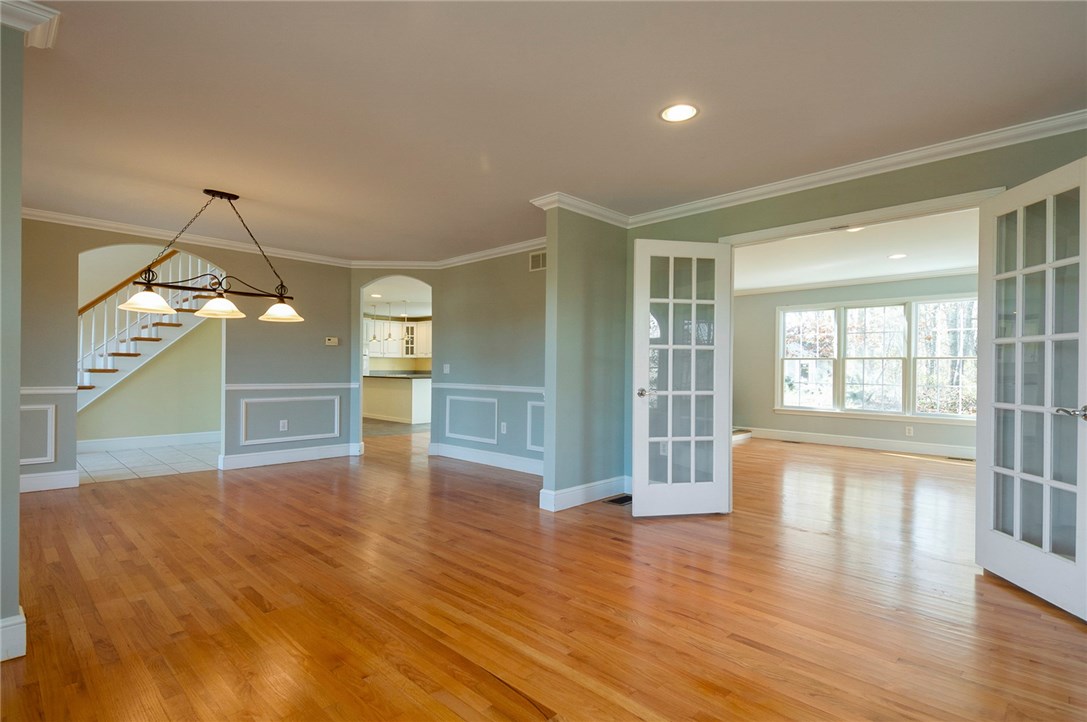 13 Links Passage Westerly, RI 02891 - Photo 7 of 24