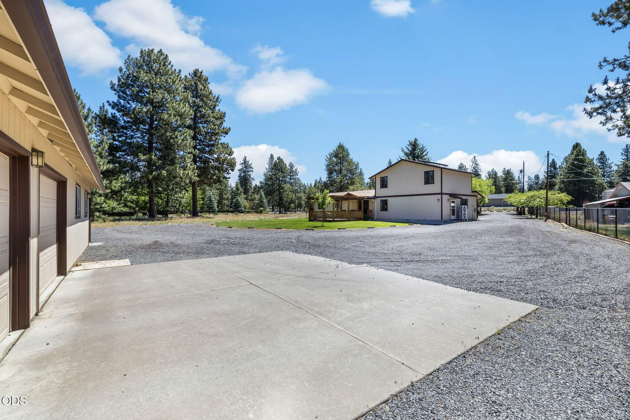 19572 Apache Road Bend, OR 97702 - Photo 52 of 71