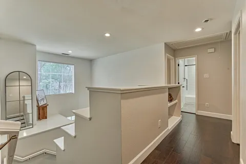 $460,000 | 23 Wintergrass Place, The Woodlands, TX 77382
