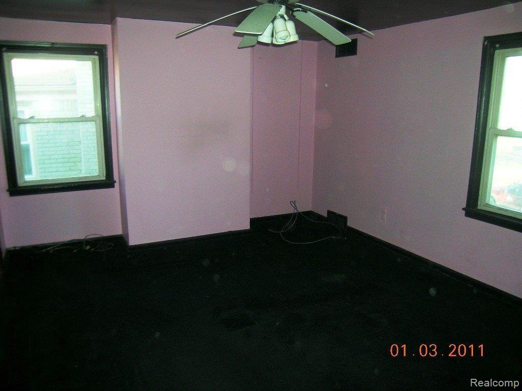 14047 Greenview Road Detroit, MI 48223 - Photo 10 of 12 DSCN0538