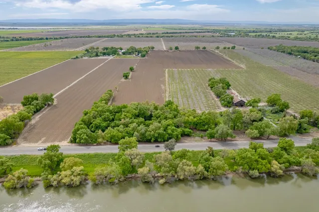 a view of an ocean and beach
