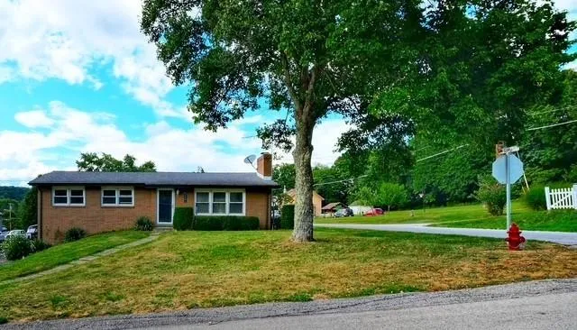 $189,000 | 800 2nd Avenue, East Brady, PA 16028