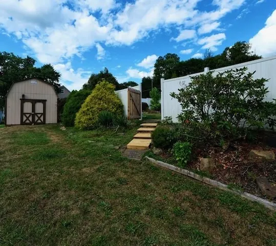 $189,000 | 800 2nd Avenue, East Brady, PA 16028