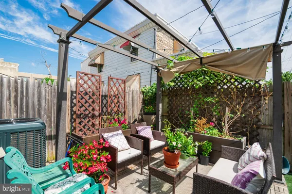 $2,375 | 2029 East Huntingdon Street, Philadelphia, PA 19125