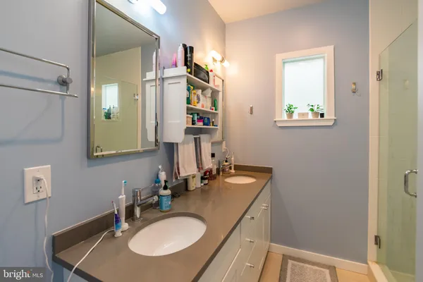 $2,375 | 2029 East Huntingdon Street, Philadelphia, PA 19125