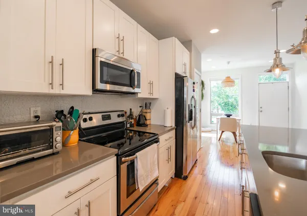 $2,375 | 2029 East Huntingdon Street, Philadelphia, PA 19125