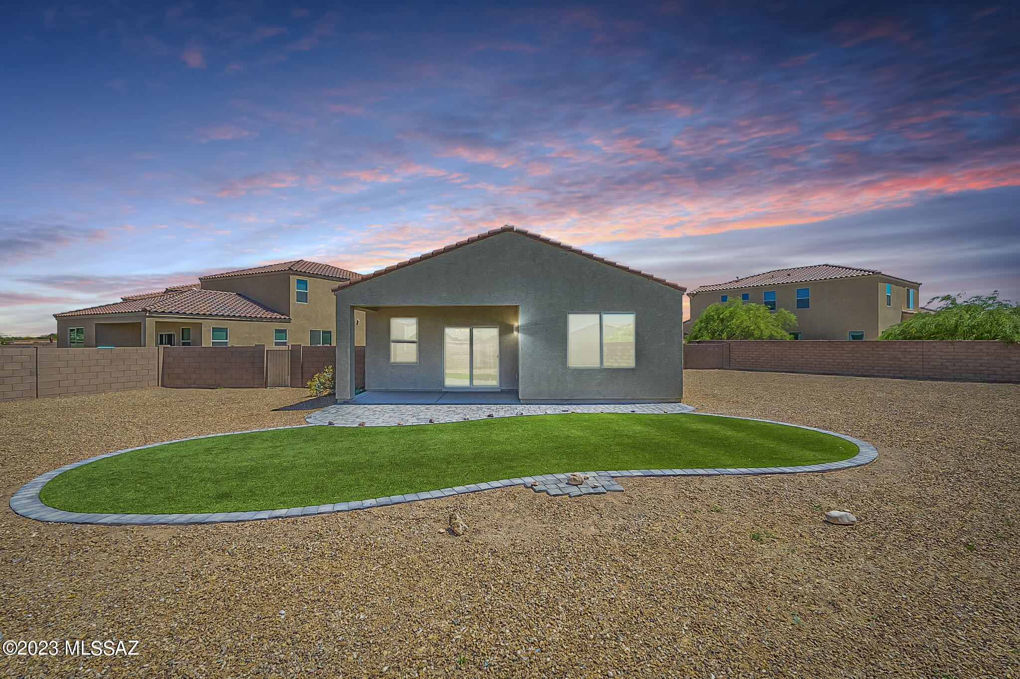 7542 South Circulo Rio Blanco Tucson, AZ 85756 - Photo 2 of 49 Gallery Image 2