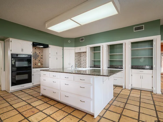 $595,000 | 1601 Brandywine Drive, Tyler, TX 75703