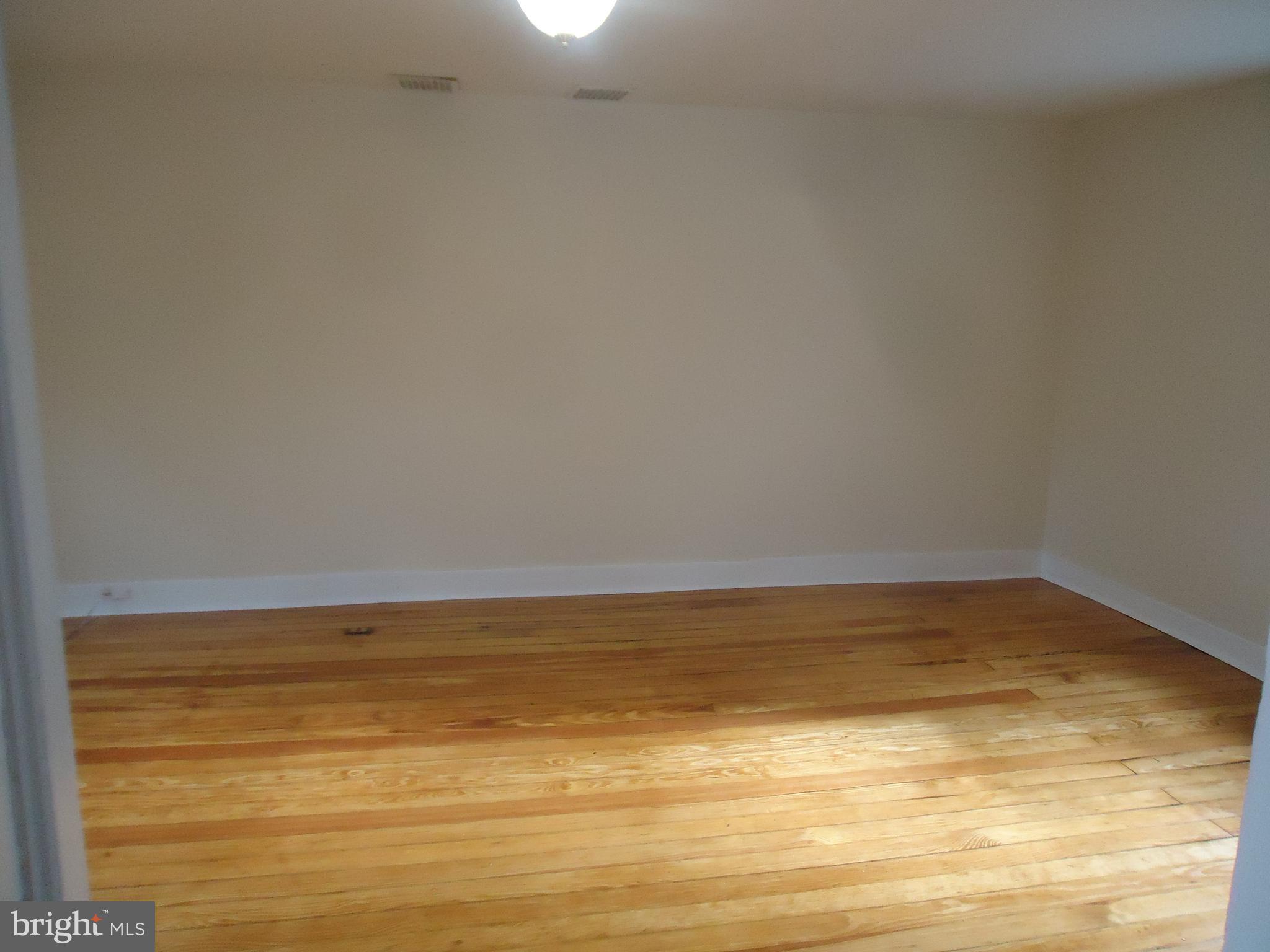 37303 Grass Roots Lane Purcellville, VA 20132 - Photo 2 of 11