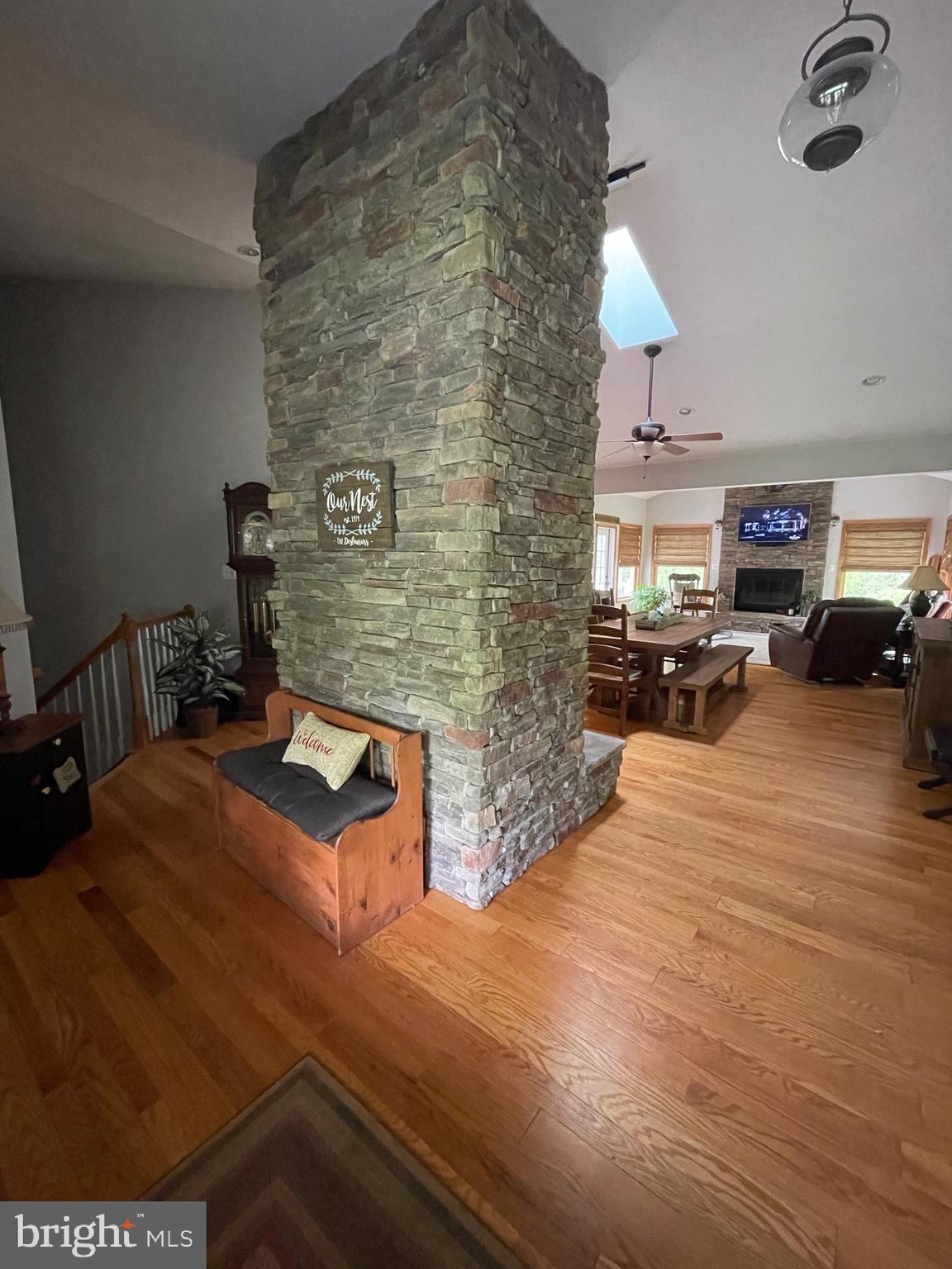 9601 Ritter Road Nokesville, VA 20181 - Photo 3 of 32 Foyer