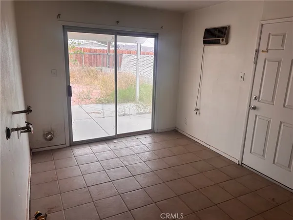 $265,000 | 917 East Virginia Way, Barstow, CA 92311