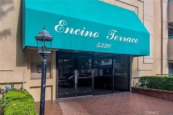 $474,900 | 5320 Zelzah Avenue, Unit 201, Encino, CA 91316