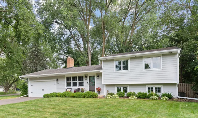 $465,000 | 16303 Temple Drive South, Minnetonka, MN 55345