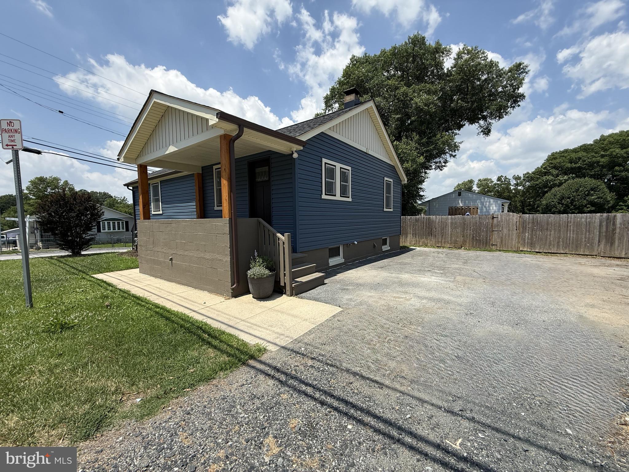 1000 Rosedale Avenue Rosedale, MD 21237 - Photo 4 of 56 Plenty of room for multiple vehicles