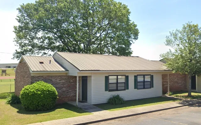 $660 | 491 East College Street, Other, AL 36266