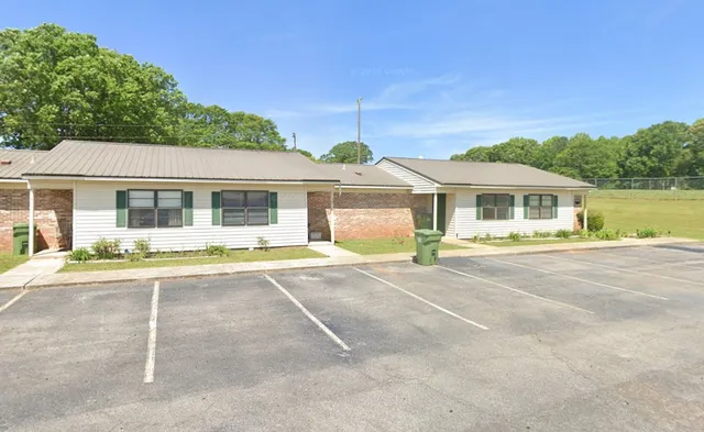 $660 | 491 East College Street, Other, AL 36266