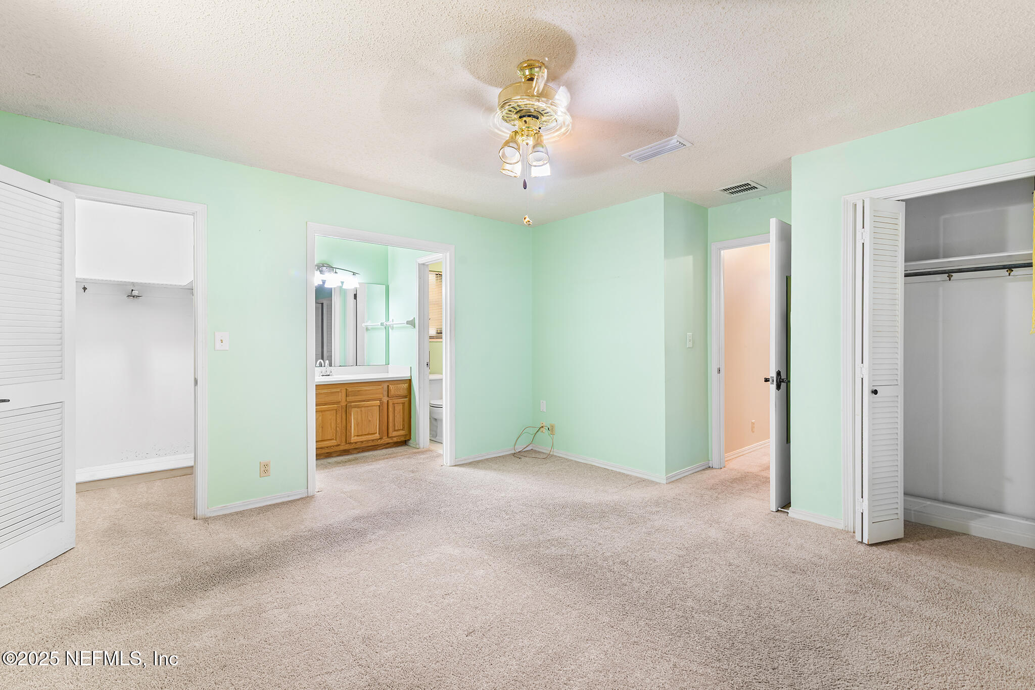 12850 Deep Lagoon Place West Jacksonville, FL 32246 - Photo 35 of 51 a view of a livingroom with a chandelier