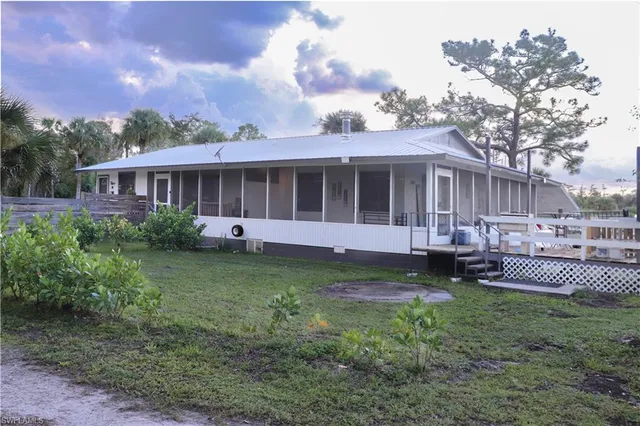 $795,000 | 3931 42nd Avenue Southeast, Naples, FL 34117