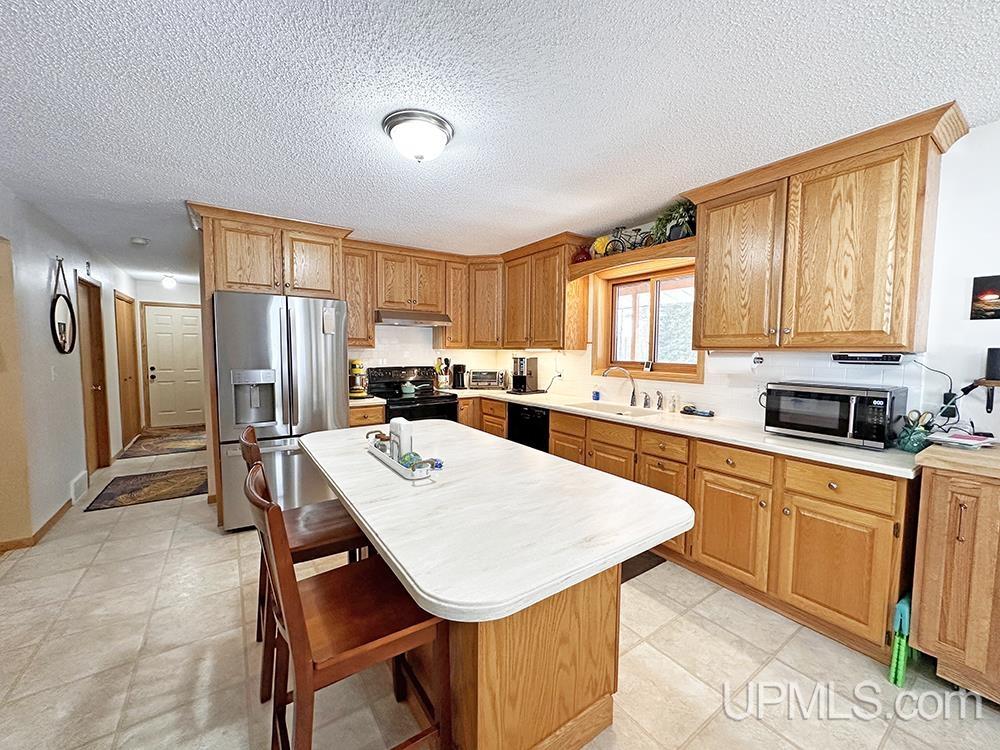 1012 Co Road Marquette, MI 49855 - Photo 13 of 42