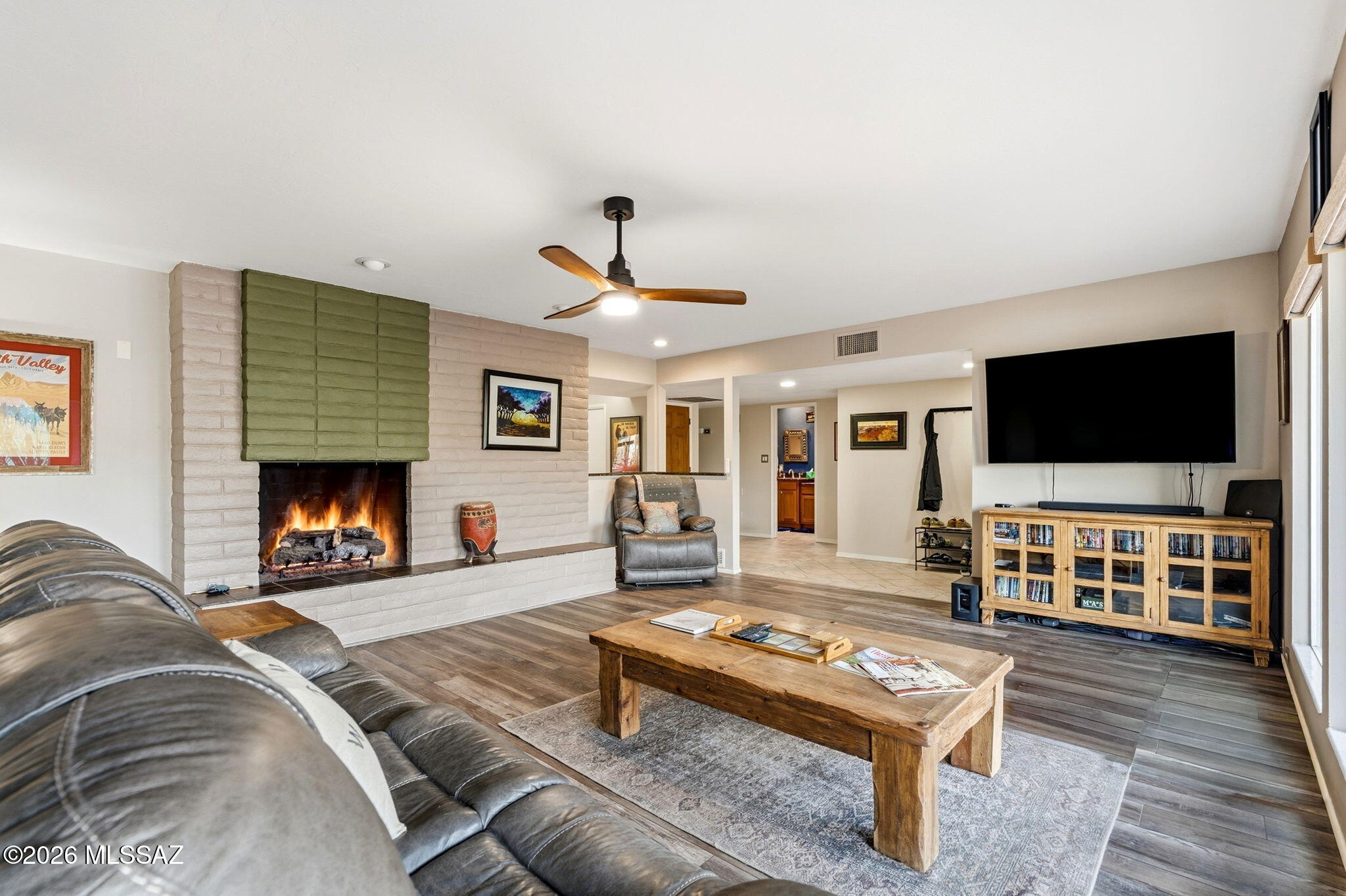 4641 North Rockcliff Road Tucson, AZ 85750 - Photo 12 of 48 Living Room