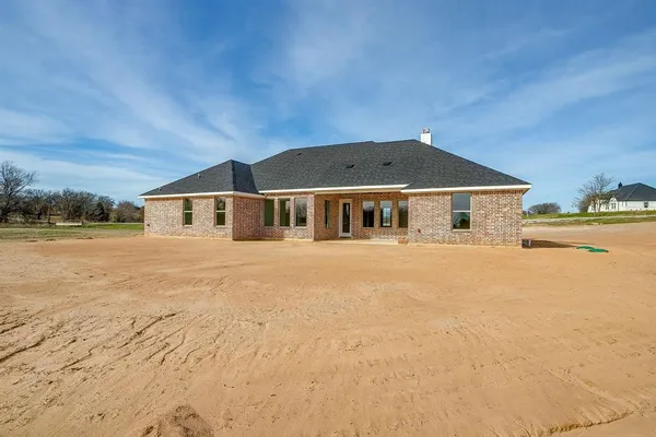 $549,000 | 117 Clare Road, Poolville, TX 76487