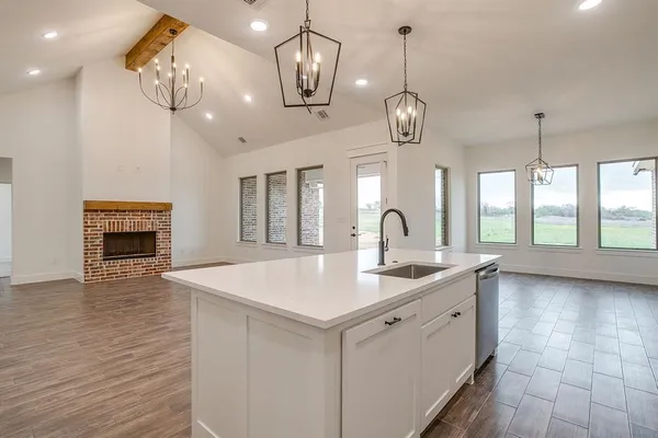 $525,000 | 117 Clare Road, Poolville, TX 76487