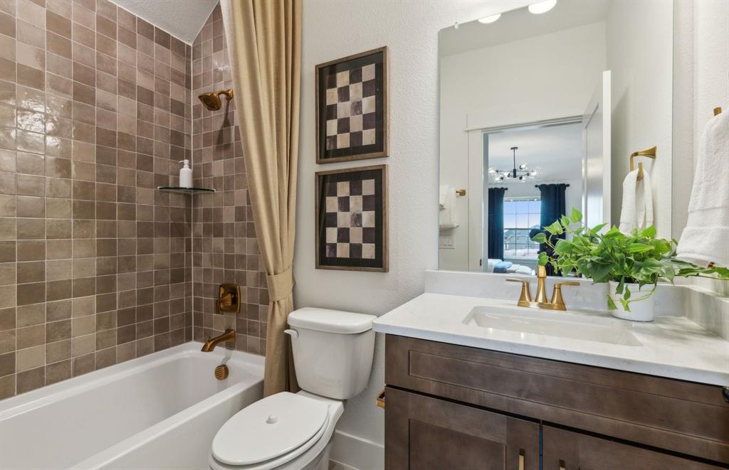 11109 Carham Street Haslet, TX 76052 - Photo 22 of 24 Elegant secondary bath with contemporary design *Model representation