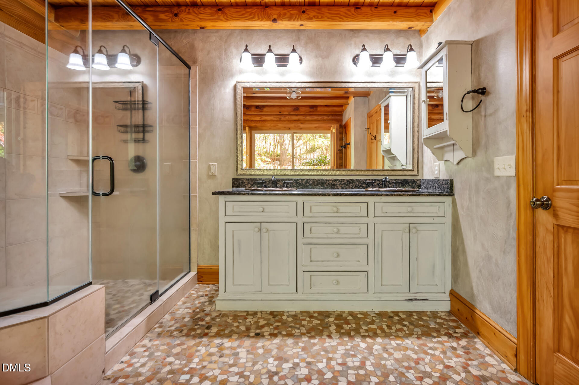 603 Booth Road Chapel Hill, NC 27516 - Photo 27 of 72 FAR_2045