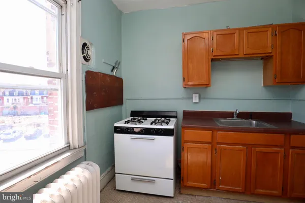 $1,250 | 4706 Baltimore Avenue, Unit 2, Philadelphia, PA 19143