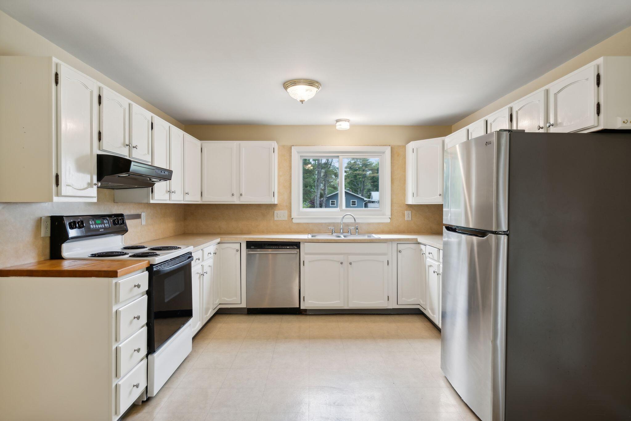 35 Webster Road Freeport, ME 04032 - Photo 12 of 39 15_DSC07365