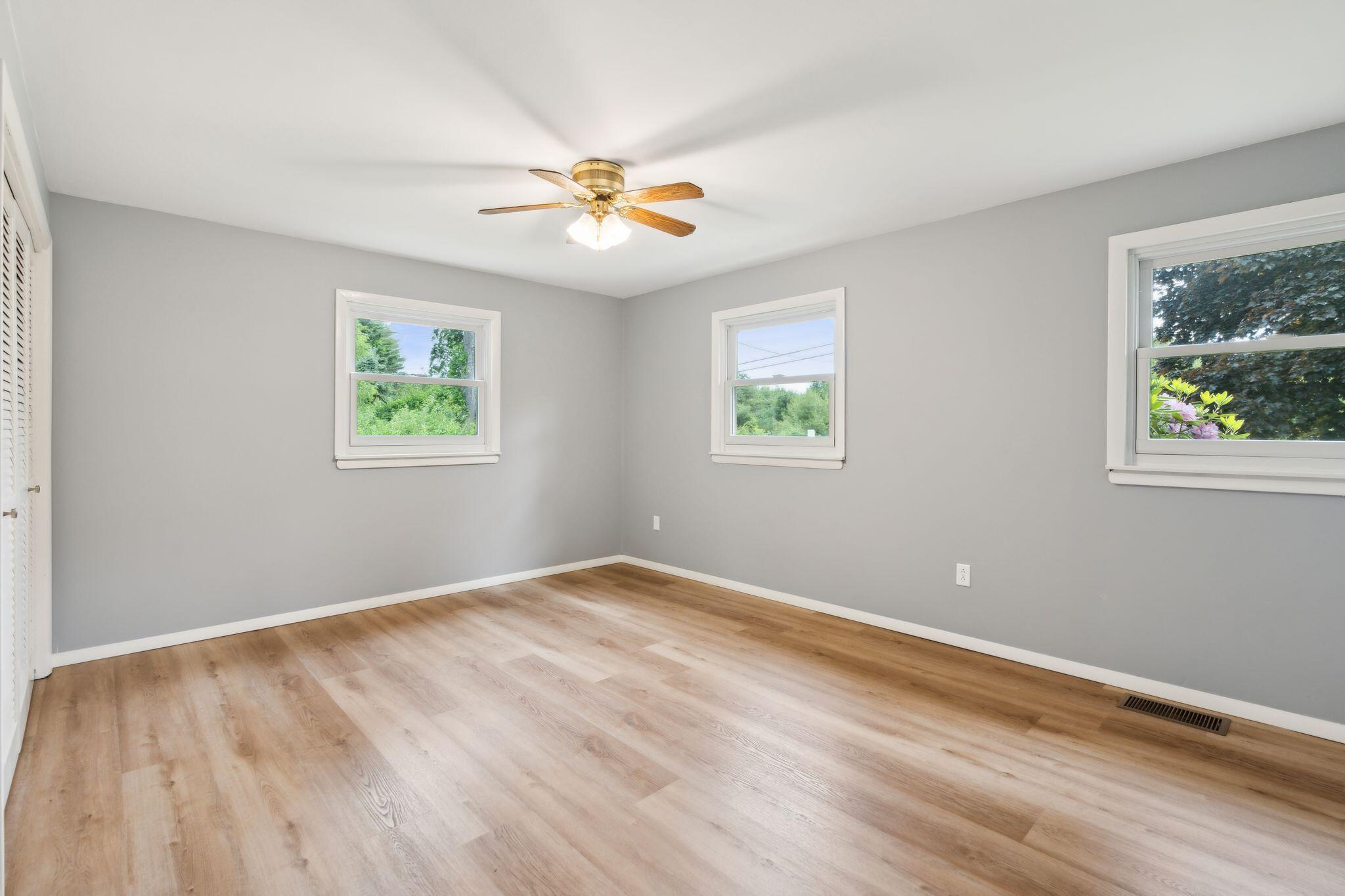 35 Webster Road Freeport, ME 04032 - Photo 15 of 39 21_DSC07345