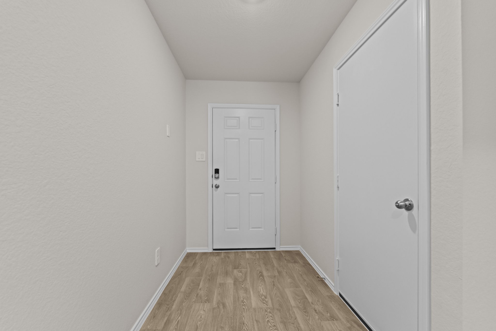 204 Varner Way Lockhart, TX 78644 - Photo 2 of 34