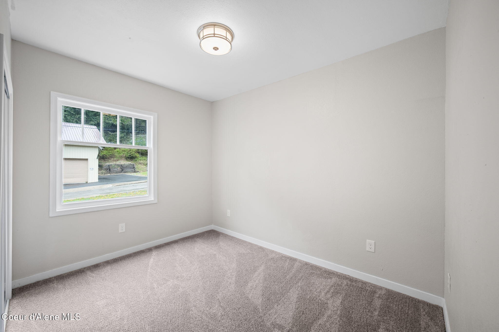 376 2nd Street Mullan, ID 83846 - Photo 12 of 28 17-web-or-mls-DSC_1004