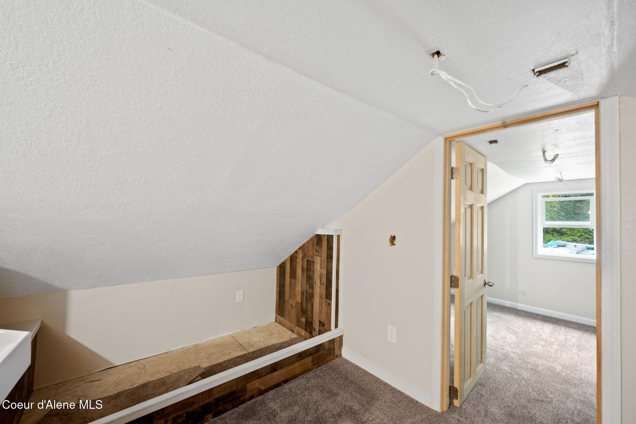 376 2nd Street Mullan, ID 83846 - Photo 19 of 28 22-web-or-mls-DSC_1062