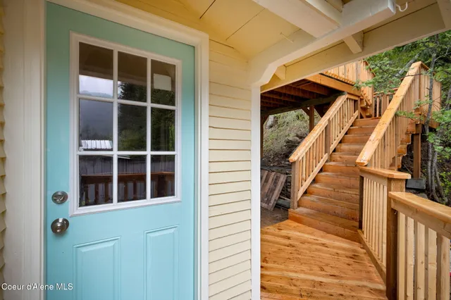 $269,000 | 376 2nd Street, Mullan, ID 83846