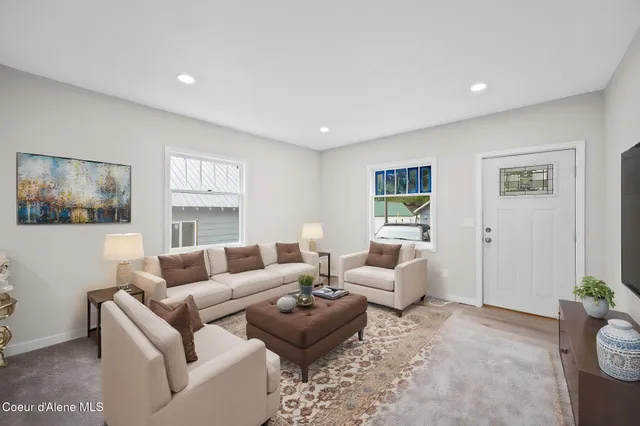 $269,000 | 376 2nd Street, Mullan, ID 83846