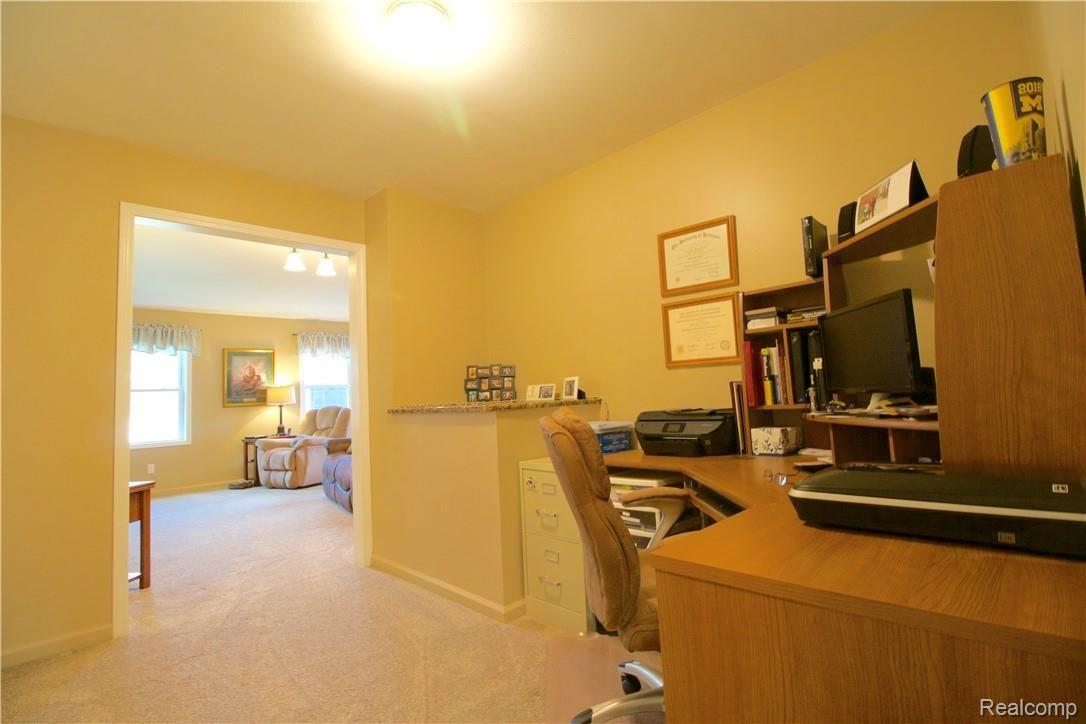 8861 Merriman Road Livonia, MI 48150 - Photo 13 of 26 IMG_7663.jpg