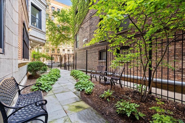 433 West Briar Place, Unit 6B Chicago, IL 60657 - Photo 24 of 26