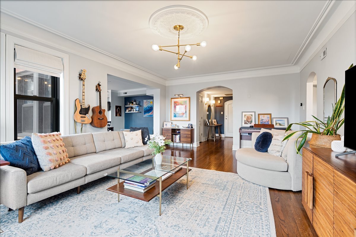 433 West Briar Place, Unit 6B Chicago, IL 60657 - Photo 7 of 26