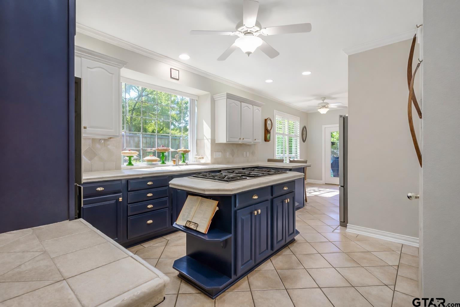 613 Tryon Court Tyler, TX 75703 - Photo 9 of 48