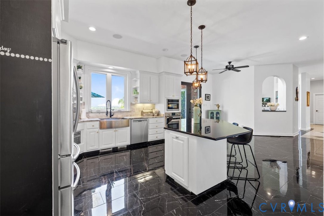 402 Rivers Bend Circle Chester, VA 23836 - Photo 15 of 72