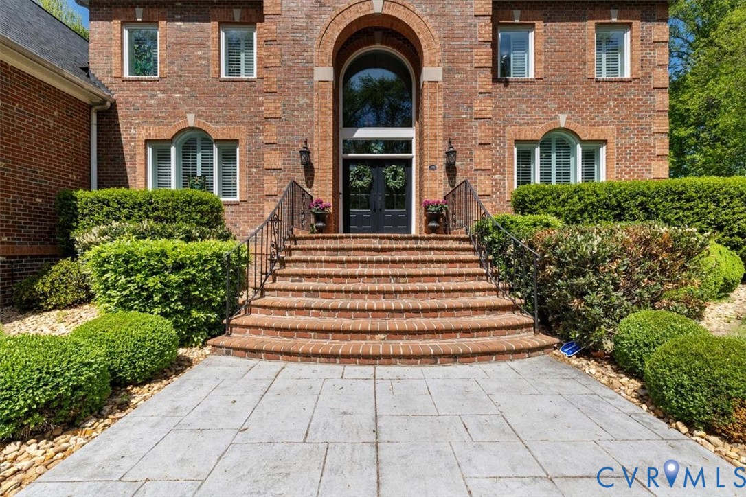 402 Rivers Bend Circle Chester, VA 23836 - Photo 2 of 72