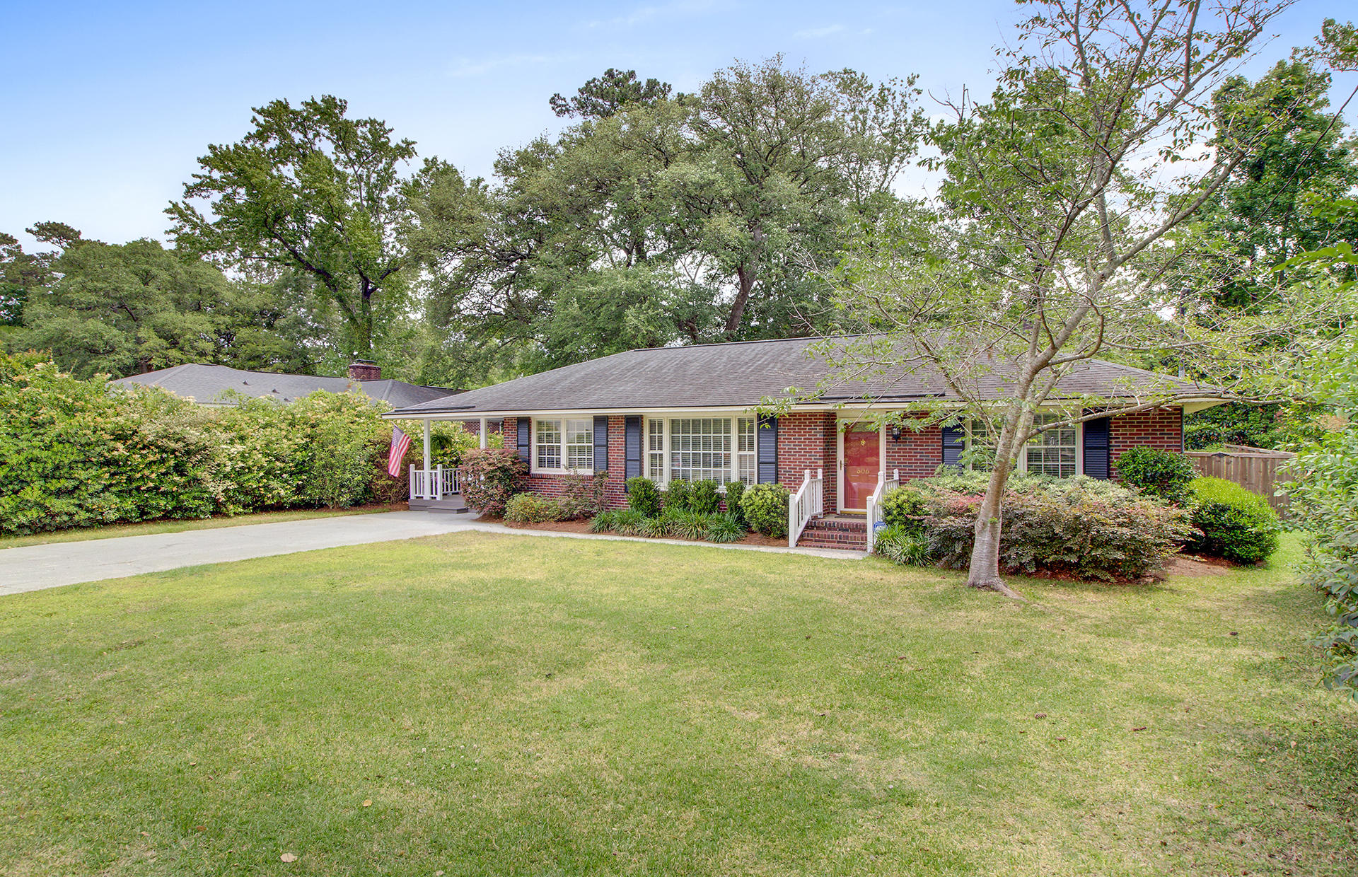 506 Canterbury Road Charleston, SC 29407 - Photo 2 of 27 Front view