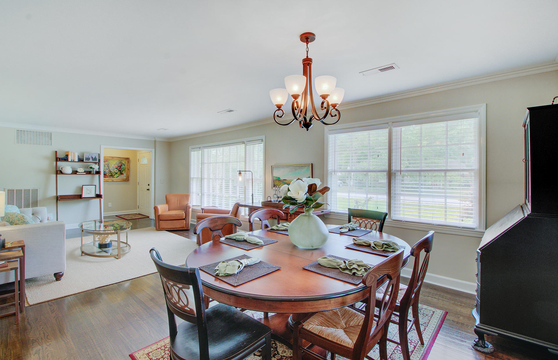 506 Canterbury Road Charleston, SC 29407 - Photo 13 of 27 living room / Dining