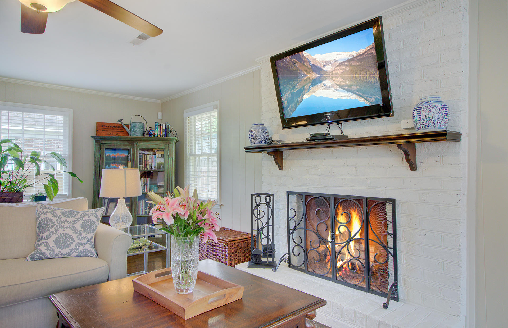 506 Canterbury Road Charleston, SC 29407 - Photo 6 of 27 fireplace