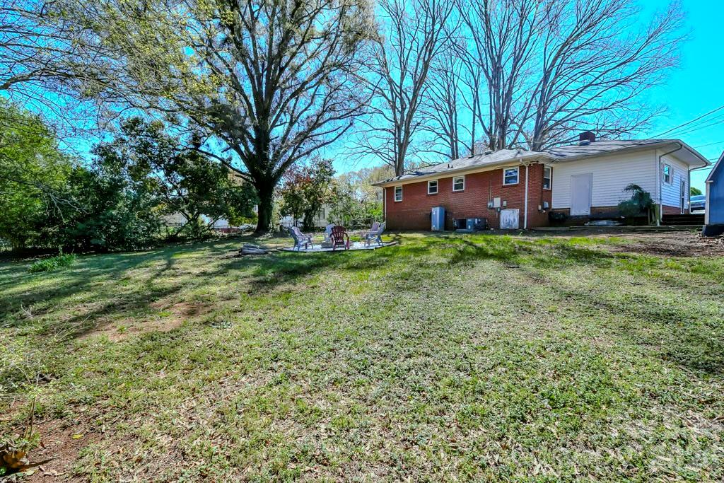 6918 Tuckaseegee Road Charlotte, NC 28214 - Photo 16 of 17